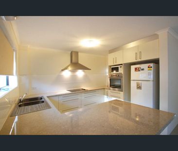 4/23 Burleigh Street, Burleigh Heads, Qld 4220 - Photo 6