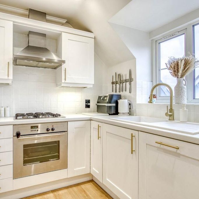 2 bedroom flat to rent - Photo 1