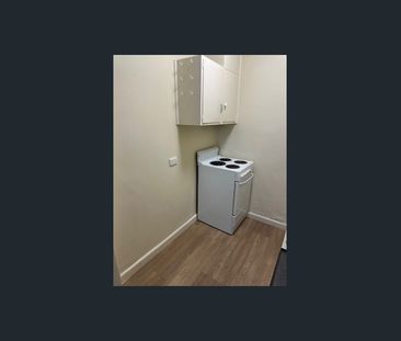 SPACIOUS APARTMENT! - Photo 6