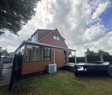 Pet Friendly & Standalone 3BR Home with Garden! - Photo 1