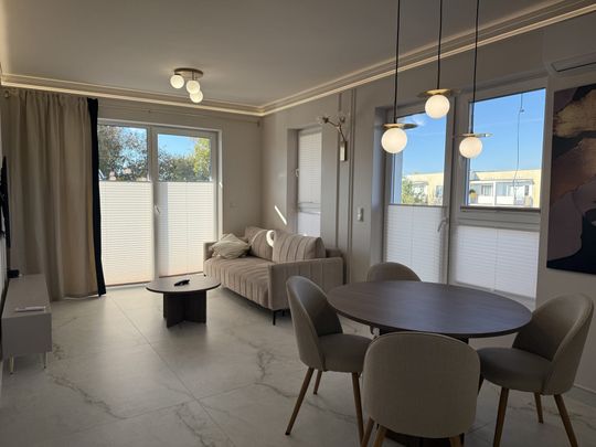 Mieszkanie pachnące nowością i luksusem - Zdjęcie 1