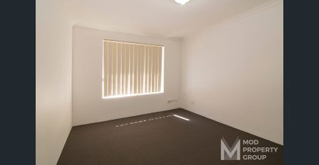 4 X 2 KENWICK VILLA - Photo 3