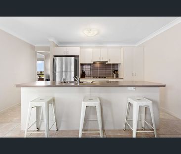 13 Redgum Circuit, Aberglasslyn, NSW 2320 - Photo 2