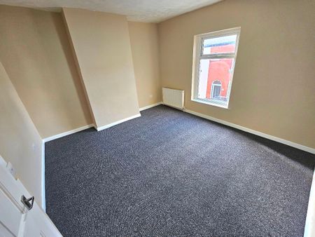 Church Street, Dukinfield, Ashton-under-Lyne, SK16 - Photo 5