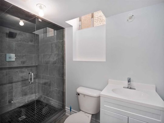 For Lease - 33 Retreat Boulevard, Vaughan, Ontario - Photo 1