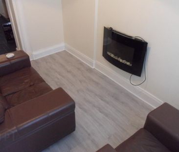 Unit 1, 101 Fitzroy Avenue, Belfast, BT7 1HU - Photo 2