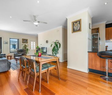 14 Jeanette Street, Clayton South VIC 3169 - House For Rent | Domain - Photo 4