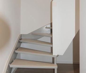 Erstbezug nach Komplettrenovierung!! Wunderschöne DG-Wohnung in tol... - Photo 6