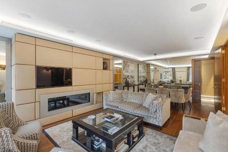 3 bedroom flat to rent - Photo 2