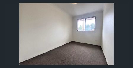 🌟 Stylish & Low-Maintenance Living in Prime Location🌟 - Photo 2