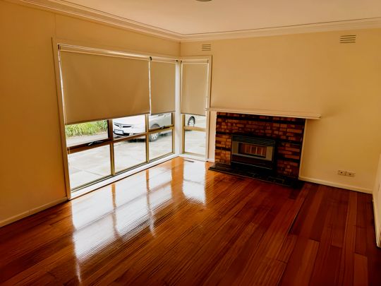 3 Bed, 1 Bath - Photo 1