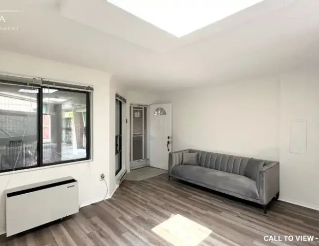 23-2112 Queen St E, Toronto, Ontario M4E 1E2 | 2112 Queen Street East, Toronto - Photo 1