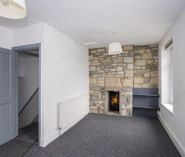 3 bedroom apartment to rent - Photo 2