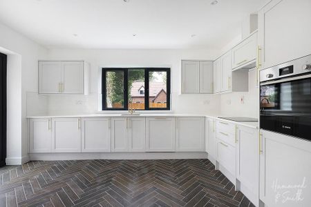 3 bedroom detached house to rent - Photo 5