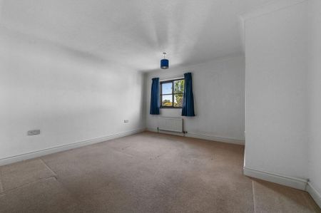 5 bedroom detached house to rent - Photo 2