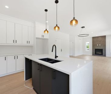 For Lease - 6325 Jewel Common, Niagara Falls, Ontario - Photo 6