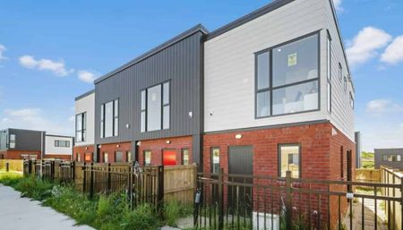 35 Hearth Street, Flat Bush - Photo 4