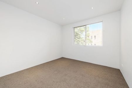 A Fresh Annandale Lifestyle with Light and Style - Photo 4