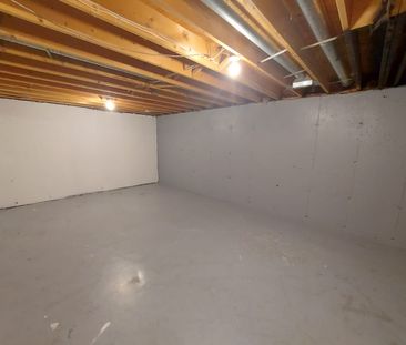 Perfect Family Home with Bonus Space in Normandeau - Photo 4