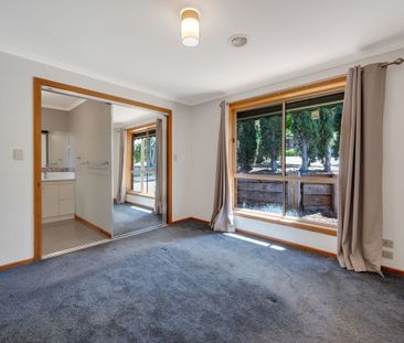 Stunning Family Home! - Photo 5