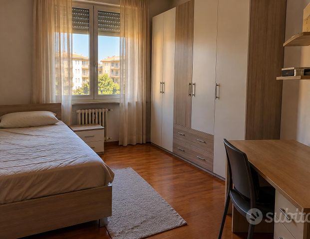 Stanza singola-Novoli-con balcone - Photo 1
