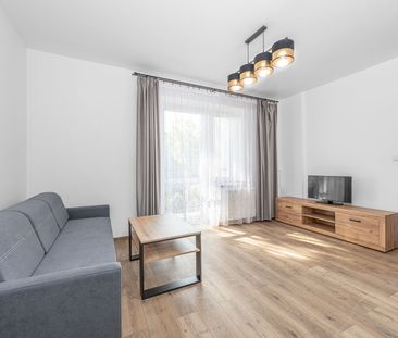 Funkcjonale mieszkanie 38 m2 z oddzielną sypialnią, balkon, tramwaj... - Photo 4
