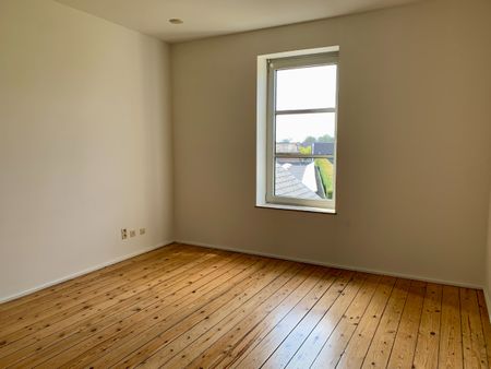 Unieke woning op toplocatie aan het water te Bree - Photo 2