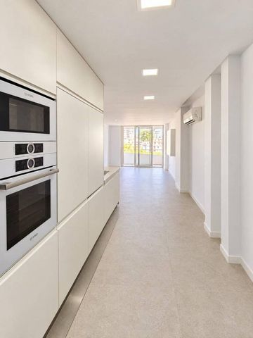 2 room luxury Flat for rent in Palma de Mallorca, Spain - Photo 2