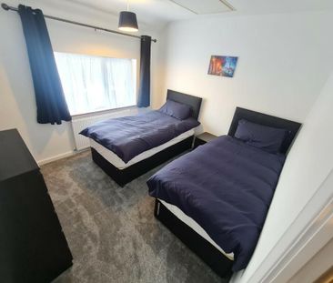 2 bedroom end of terrace house to rent - Photo 6