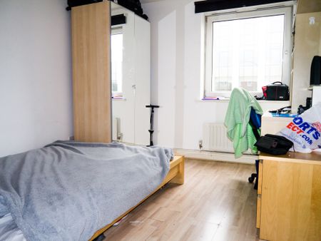Flat 44, Samara Plaza, LS2 9DU, Leeds - Photo 3