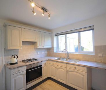 3 bedroom detached house to rent - Photo 6