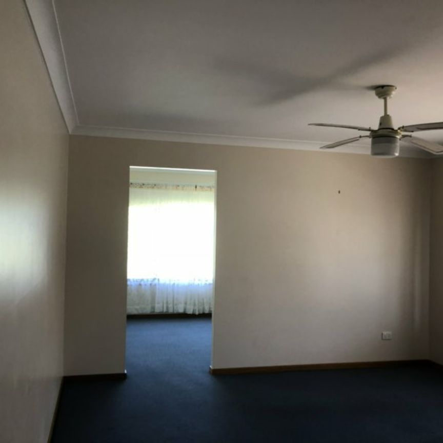 Low Maintenance Three Bedroom Unit - Photo 1