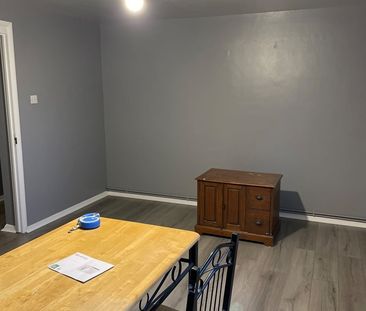 2 Bed Flat, Purpose Built, SE13 - Photo 1