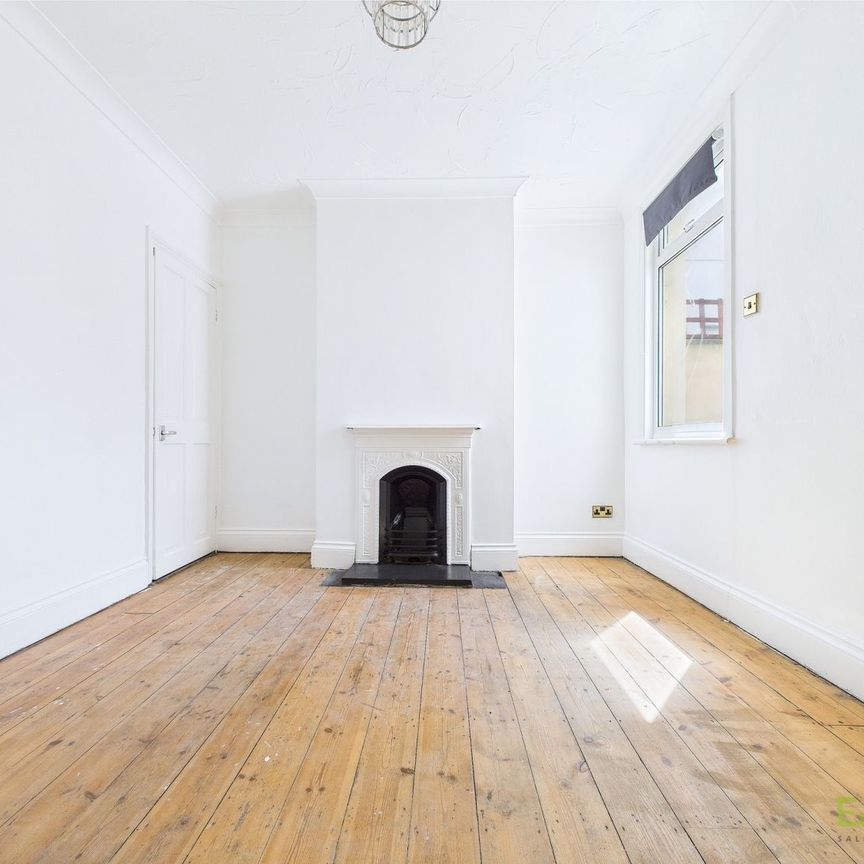 2 Bedroom - Photo 1