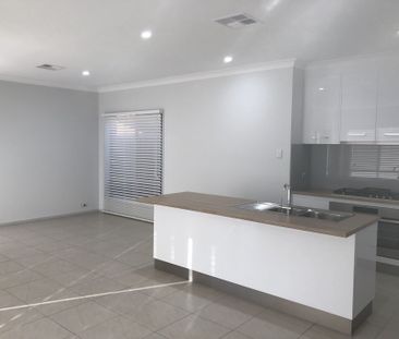 14 Harley Pearson Lane, Thebarton, SA 5031 - Photo 4