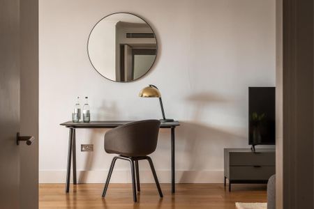 1 bedroom serviced apartment to rent - Photo 2