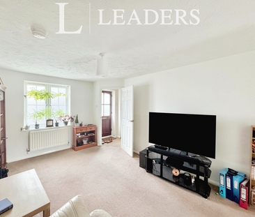 3 bedroom house to rent Stammers Place, Kesgrave, Ipswich, IP5 - Photo 1