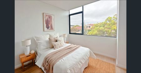 Modern 2-Bed Apartment with study in Rosebery - Photo 4