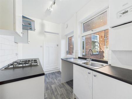 2 bedroom apartment to rent - Photo 5