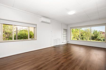 Thinking of selling? Contact our agent - Photo 2