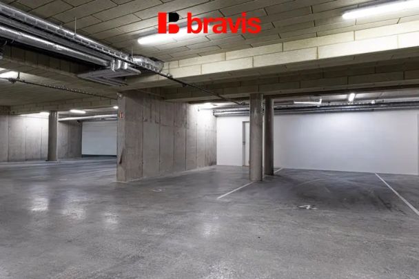 Pronájem bytu 1+kk, Brno - Pisárky, Vinařská ulice, zařízený, balkon, sklep, garážové stání - Фото 1
