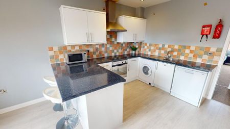 2 bedroom flat to rent - Photo 5