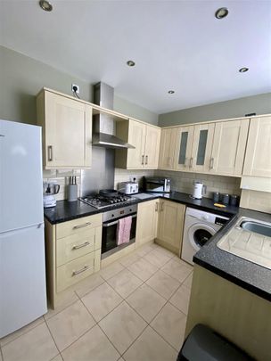 1 bed house share to rent in Berry Street, Burnley, BB11 - Photo 1