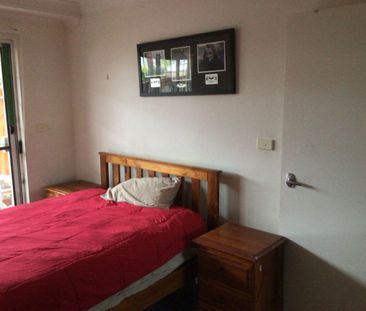 Alexandria - Photo 2