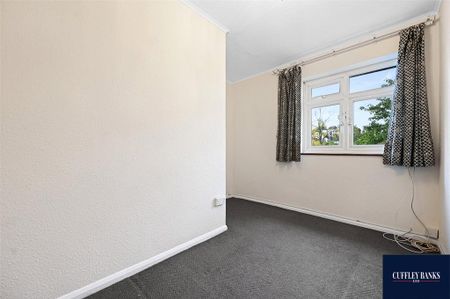 2 bedroom maisonette to rent - Photo 3