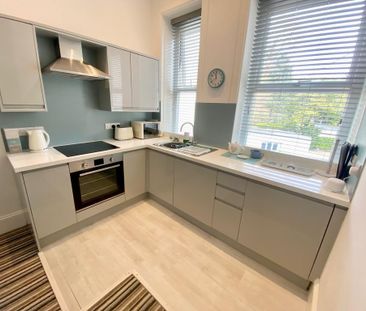 2 bedroom flat to rent - Photo 6