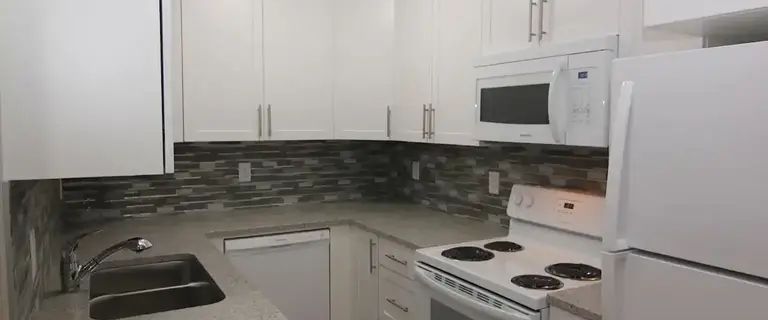 2-BR, High-grade Renovation, Old Strathcona near Whyte, University | 10150 83 Ave NW, Edmonton - Photo 1