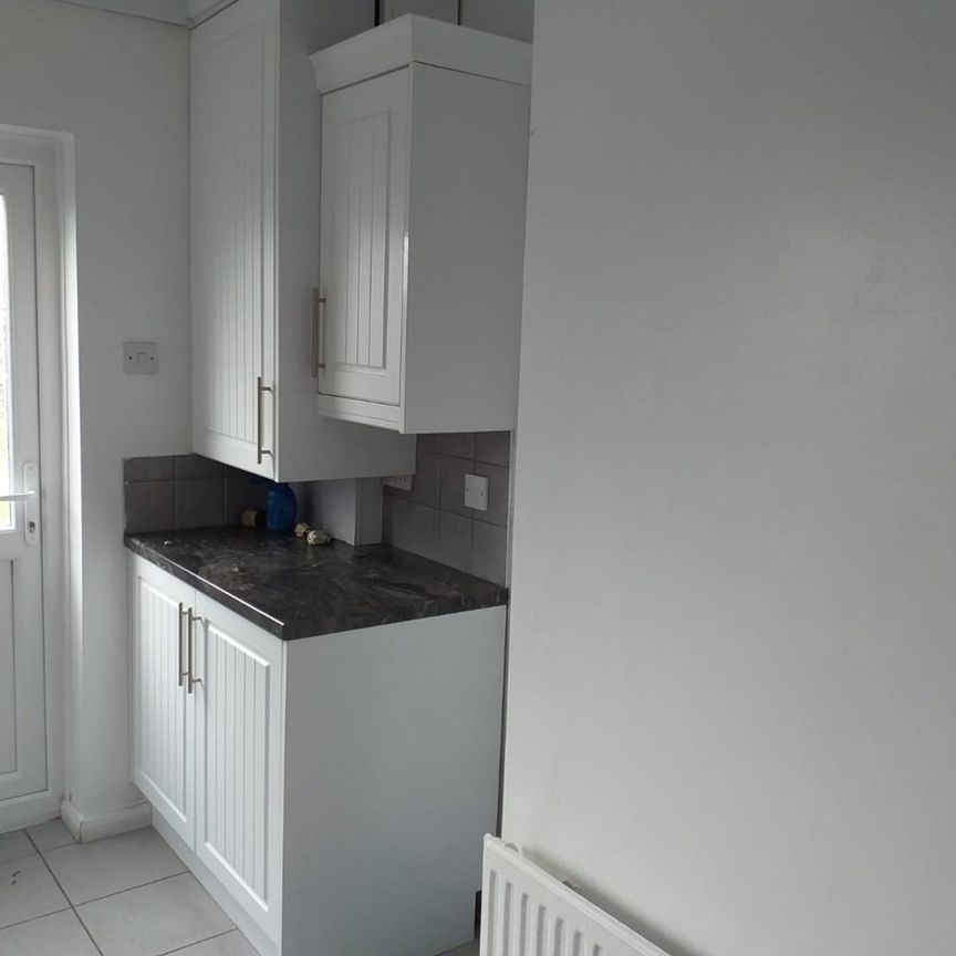 2 Bed Flat, Great Barr, B43 - Photo 1