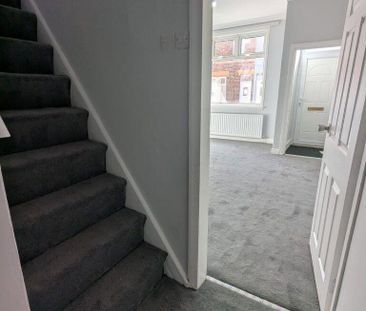 2 bedroom house to rent - Photo 3
