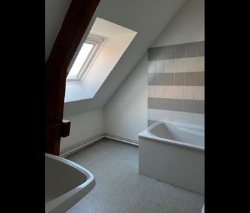 Location Maison 4 pièces 90 m² Le Magny - Photo 5